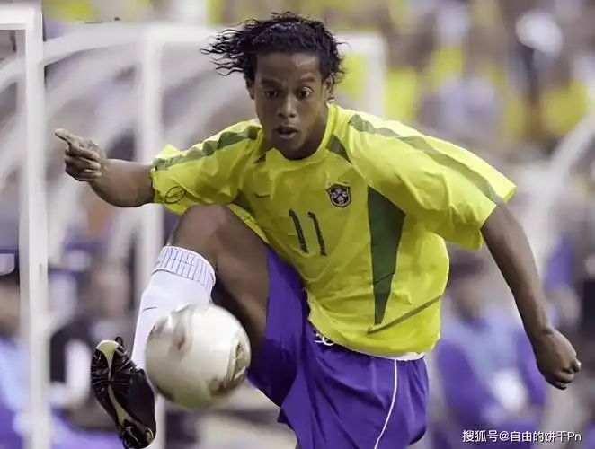 故事仍在激 故事仍在激