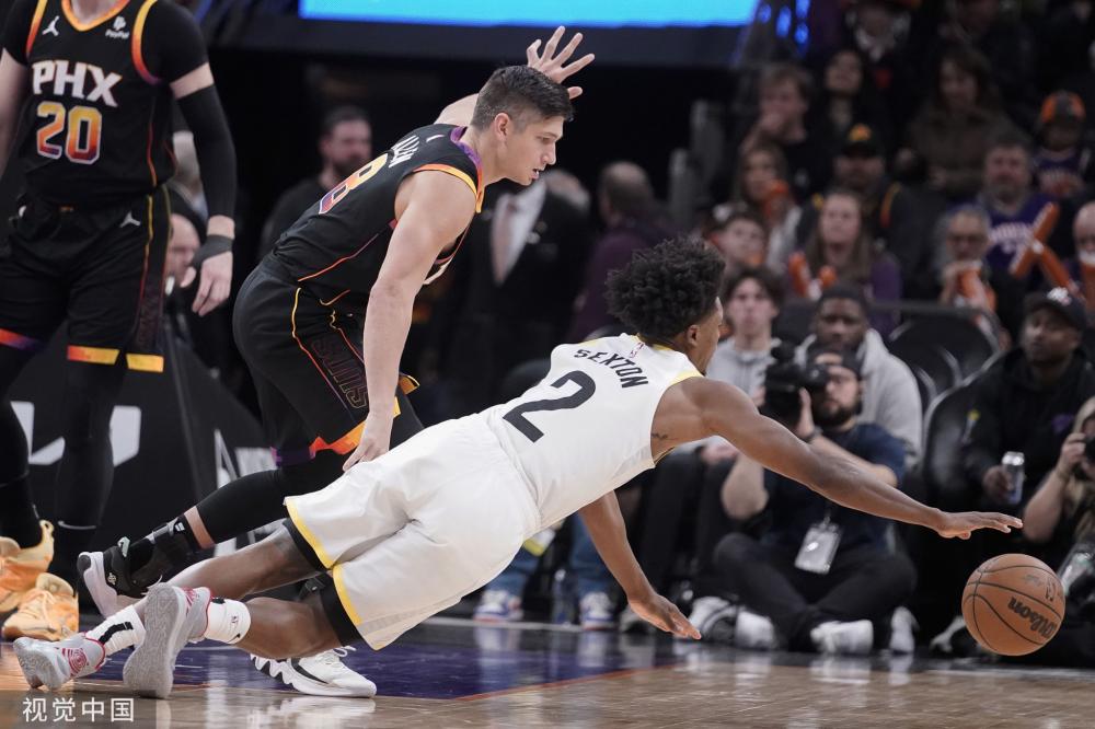 与竞争力的 与竞争力的